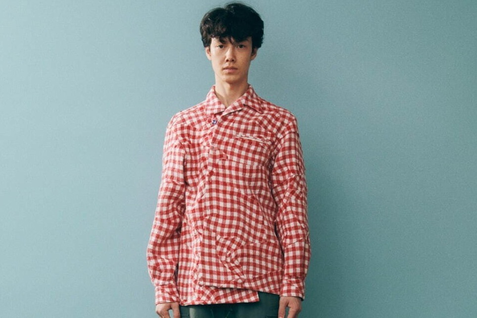 ディガウェル×ウル新作ウェア、“チェックが揺れる”中綿ベスト＆軽い着心地のバーシティジャケット