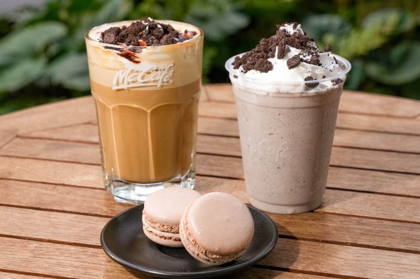エスプレッソ｜マックカフェ バイ バリスタ新作“ザクザク”オレオ クッキーのバニラフラッペ＆“ダブルナッツ”マカロン