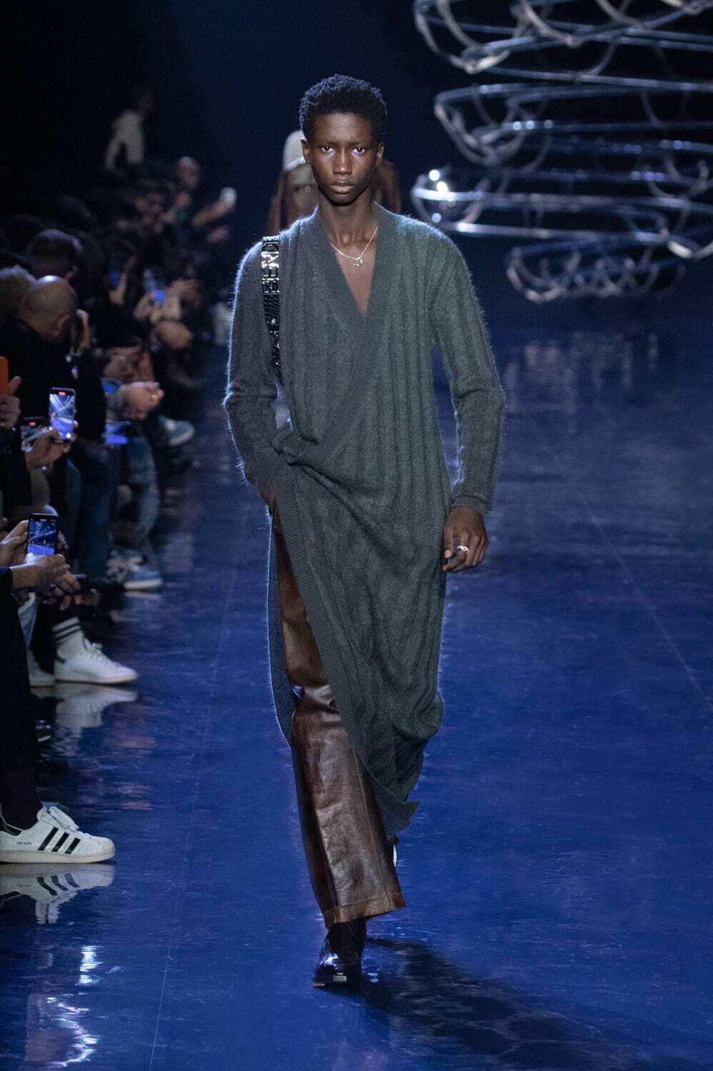 フェンディ(FENDI) 2023-24年秋冬メンズコレクション - ファッションプレス