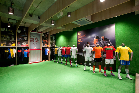 ナイキ(NIKE) Nike Stadium Tokyo｜写真18