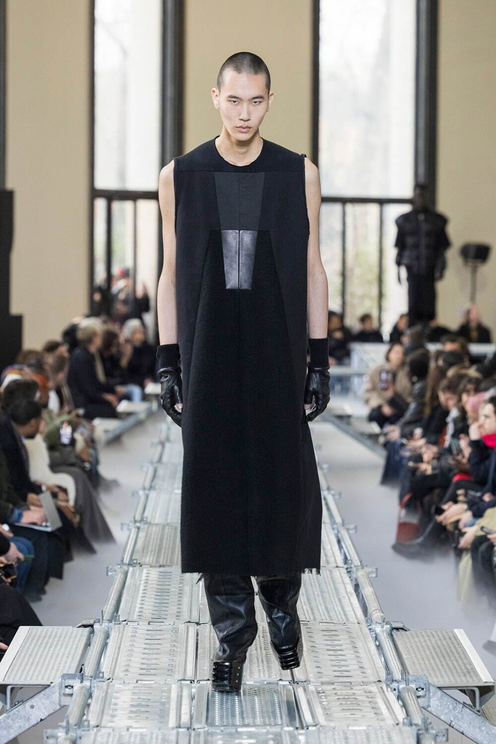 リック・オウエンス(Rick Owens) 2023-24年秋冬メンズコレクション  - 写真6