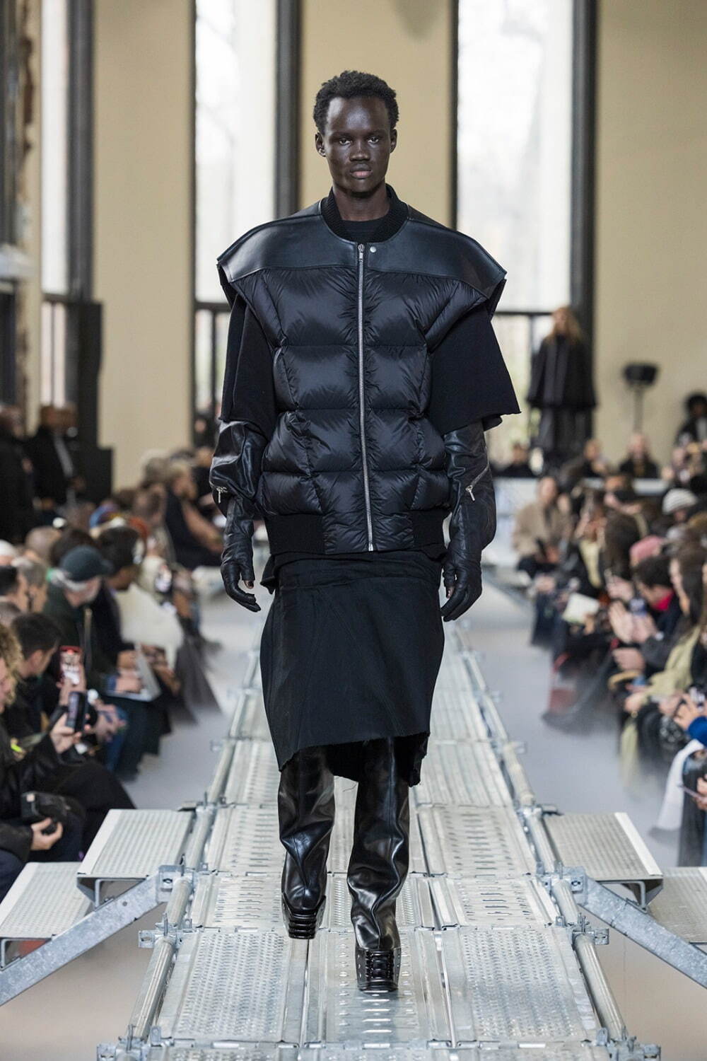 リック・オウエンス(Rick Owens) 2023-24年秋冬メンズコレクション