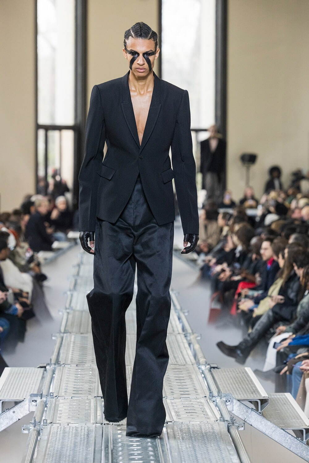 リック・オウエンス(Rick Owens) 2023-24年秋冬メンズコレクション  - 写真41