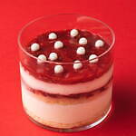 ジャン＝ポール・エヴァン(JEAN-PAUL HÉVIN), トシ・ヨロイヅカ(Toshi Yoroizuka), キニール(KINEEL), ウカ(uka) 真っ赤ないちごに魅せられて。｜写真9