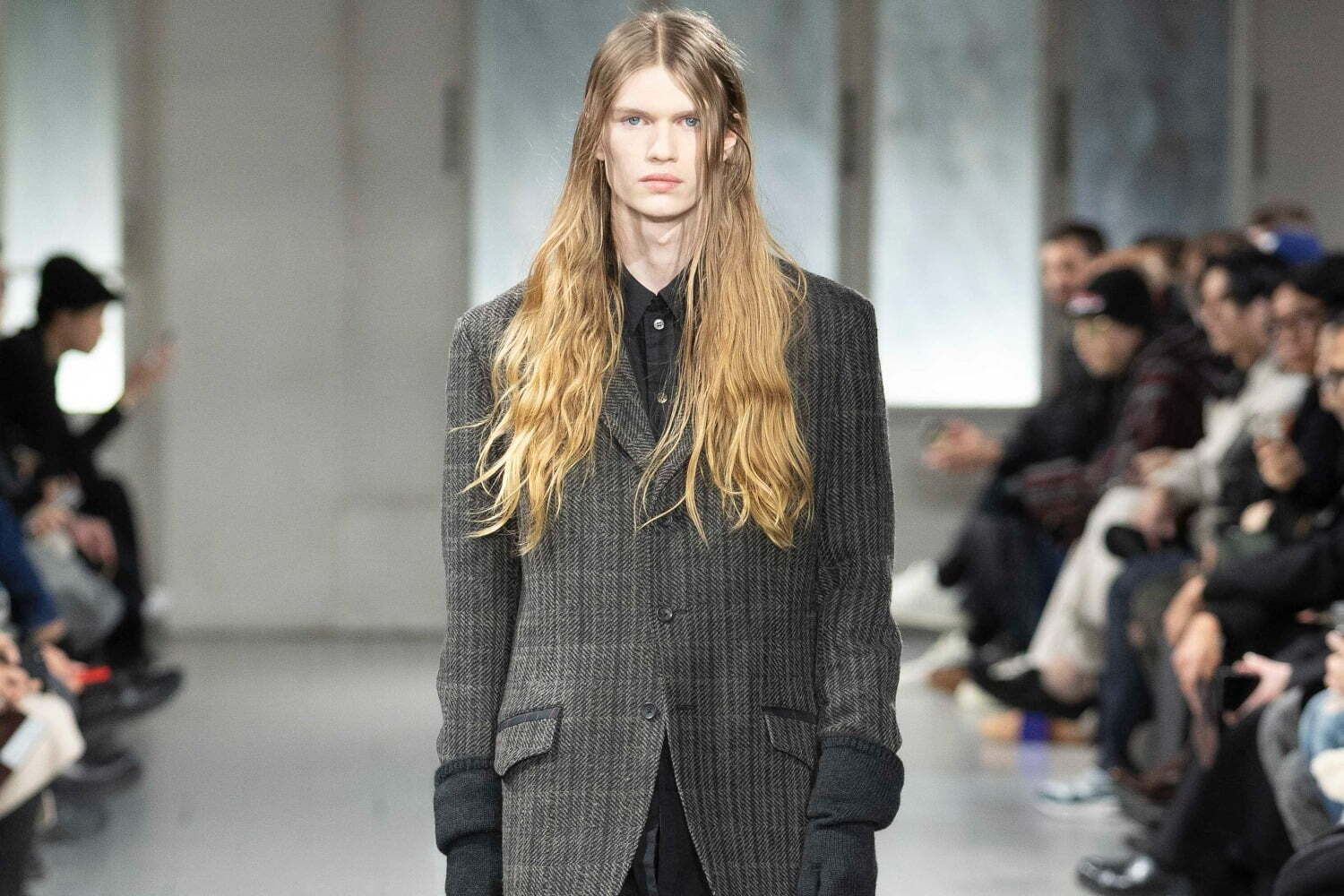 ワイズフォーメンY's for menヨウジヤマモトワイドテーパードパンツ黒 Y's for men TOP | Yohji Yamamoto (ヨウジヤマモト) Official Site
