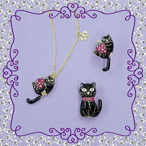 【新品・半額以下】ANNA SUI アナスイ 黒猫ピアス ハロウィンアクセサリー