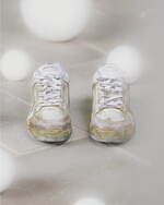 プーマのビームス別注メンズスニーカー、手作業で加工した“唯一無二”のローカットシューズ｜写真2