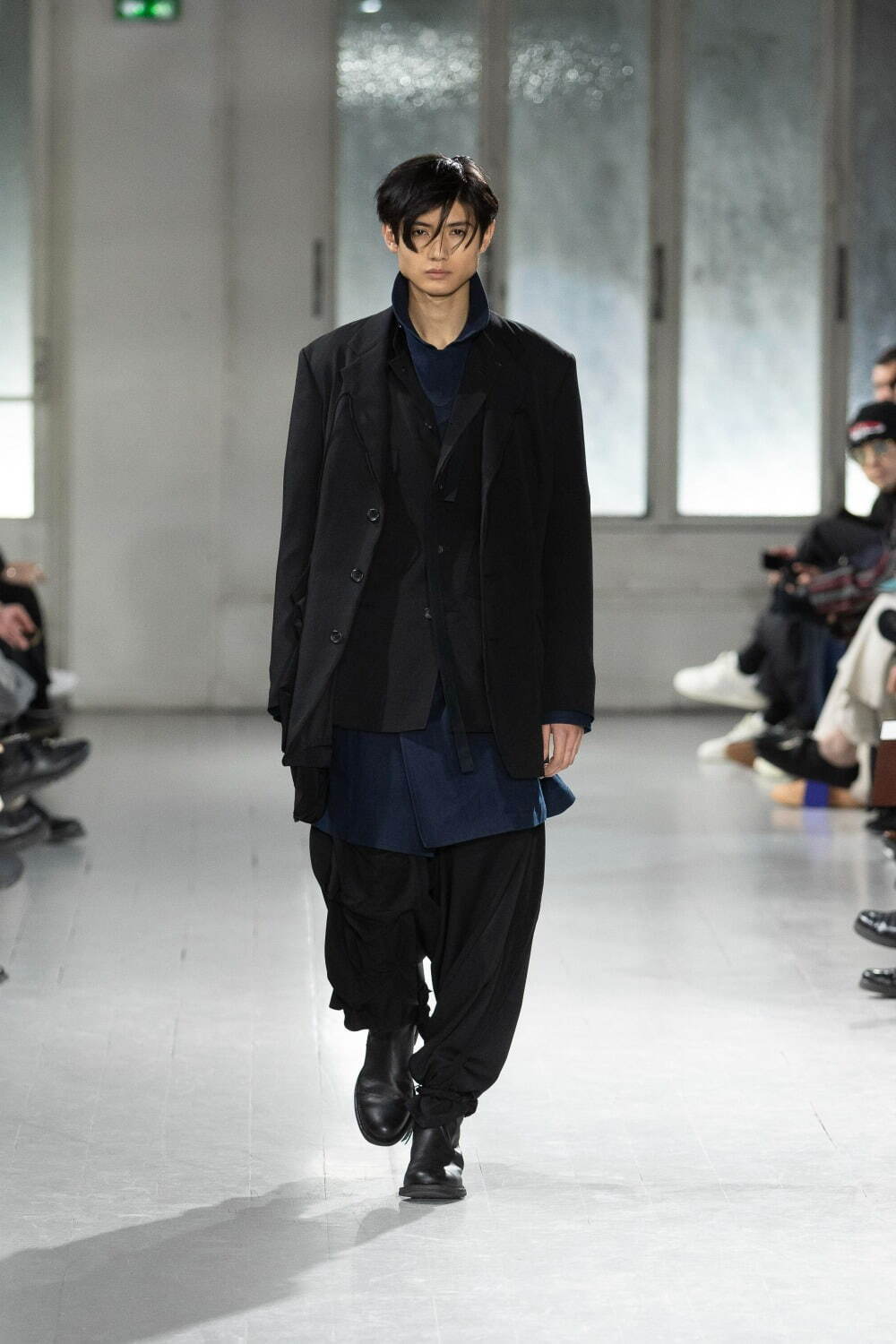 ヨウジヤマモト(Yohji Yamamoto) 2023-24年秋冬メンズコレクション  - 写真32