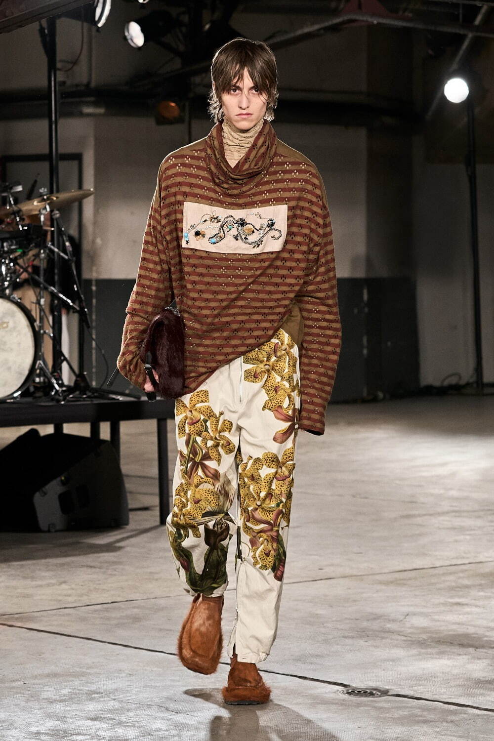 ドリス ヴァン ノッテン(DRIES VAN NOTEN) 2023-24年秋冬メンズコレクション  - 写真52