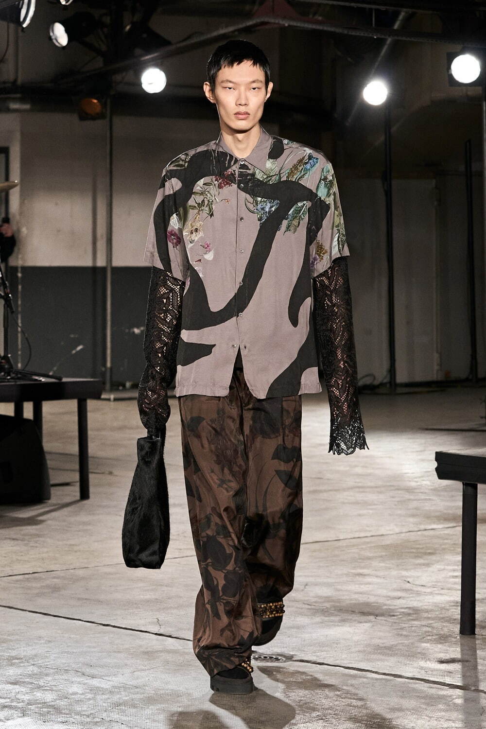 ドリス ヴァン ノッテン(DRIES VAN NOTEN) 2023-24年秋冬メンズコレクション  - 写真57