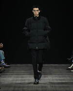 ポール・スミス 2023年秋冬メンズコレクション、伝統的なテーラードにモダニズムを｜写真2