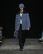 ポール・スミス 2023年秋冬メンズコレクション、伝統的なテーラードにモダニズムを｜写真17