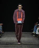 ポール・スミス 2023年秋冬メンズコレクション、伝統的なテーラードにモダニズムを｜写真20