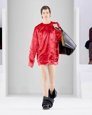 ロエベ 2023年秋冬メンズコレクション - 衣服の物質的還元｜写真7