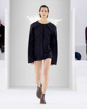 ロエベ 2023年秋冬メンズコレクション - 衣服の物質的還元｜写真18