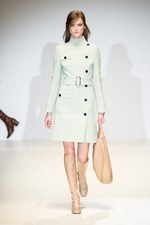 グッチ 2014-15年秋冬コレクション - ボーイッシュ＆ロマンティックを60's風に｜写真14