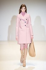 グッチ 2014-15年秋冬コレクション - ボーイッシュ＆ロマンティックを60's風に｜写真25