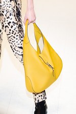 グッチ 2014-15年秋冬コレクション - ボーイッシュ＆ロマンティックを60's風に｜写真43