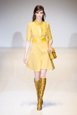 グッチ 2014-15年秋冬コレクション - ボーイッシュ＆ロマンティックを60's風に｜写真44