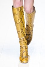 グッチ 2014-15年秋冬コレクション - ボーイッシュ＆ロマンティックを60's風に｜写真50