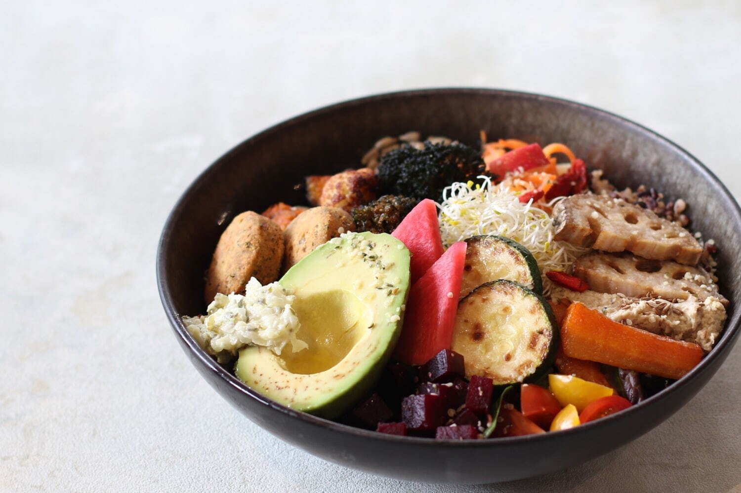 コスメキッチン(Cosme Kitchen) コスメキッチン アダプテーション｜写真1