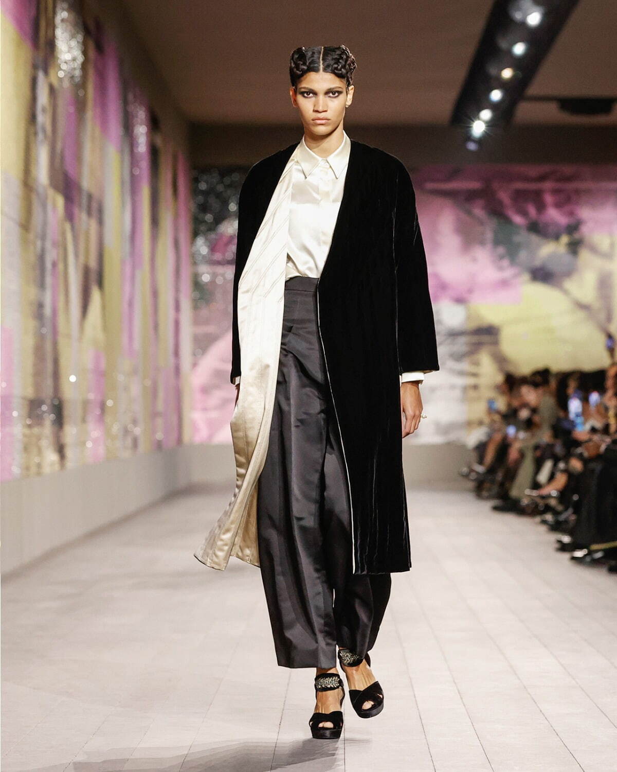 ディオール オートクチュール(DIOR Haute Couture ) 2023年春夏ウィメンズコレクション  - 写真3