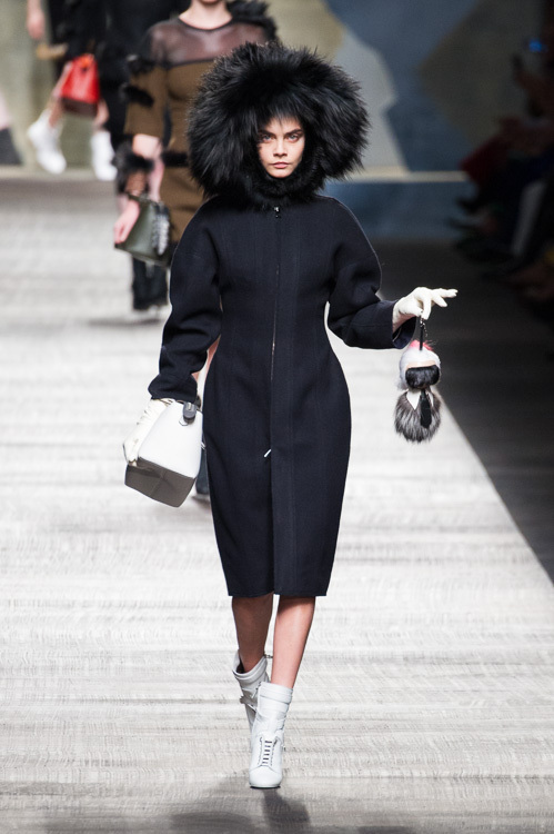 フェンディ(FENDI) 2014-15年秋冬ウィメンズコレクション シルエット - 写真1