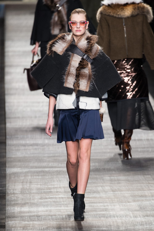 フェンディ(FENDI) 2014-15年秋冬ウィメンズコレクション シルエット - 写真26