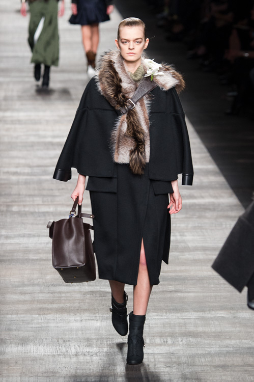 フェンディ(FENDI) 2014-15年秋冬ウィメンズコレクション シルエット - 写真27