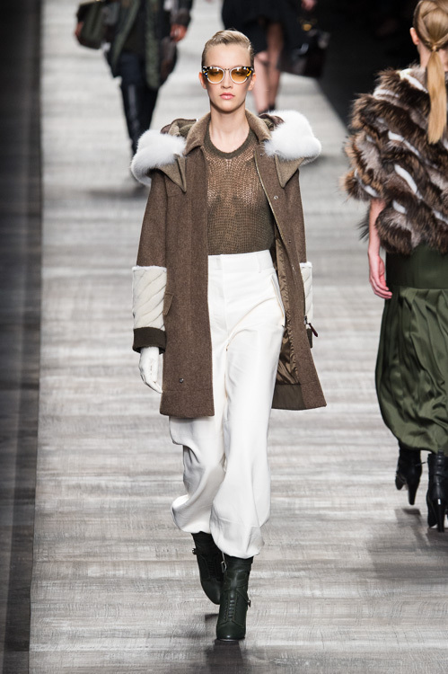 フェンディ(FENDI) 2014-15年秋冬ウィメンズコレクション シルエット - 写真30