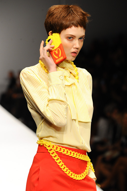 モスキーノ Moschino 14 15年秋冬ウィメンズコレクション ディテール ファッションプレス