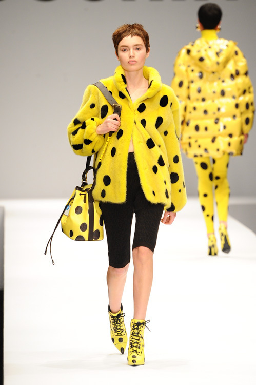 モスキーノ(MOSCHINO) 2014-15年秋冬ウィメンズコレクション  - 写真51