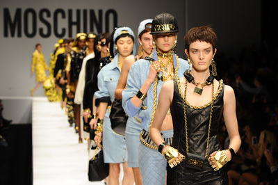 モスキーノ(MOSCHINO) コレクション - ファッションプレス モスキーノ(MOSCHINO) コレクション - ファッションプレス