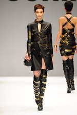 モスキーノ 2014-15年秋冬コレクション - 水原希子も出演、J・スコットによるポップなショー｜写真41