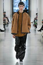 ホワイトマウンテニアリング 2023年秋冬コレクション - 移ろう山々の表情、豊かな肌触り｜写真5