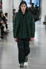 ホワイトマウンテニアリング 2023年秋冬コレクション - 移ろう山々の表情、豊かな肌触り｜写真16