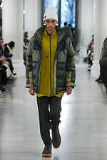 ホワイトマウンテニアリング 2023年秋冬コレクション - 移ろう山々の表情、豊かな肌触り｜写真21