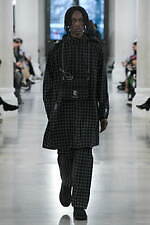 ホワイトマウンテニアリング 2023年秋冬コレクション - 移ろう山々の表情、豊かな肌触り｜写真32