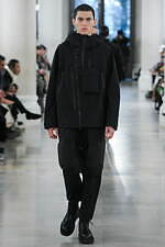 ホワイトマウンテニアリング 2023年秋冬コレクション - 移ろう山々の表情、豊かな肌触り｜写真36