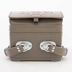 ディーゼル新作ランドセル、立体的なメタリック“Dロゴ”やシルバーのスタッズ限定モデル｜写真8