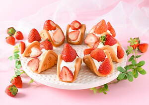 コロンバン(colombin) いちごワッフル|写真1