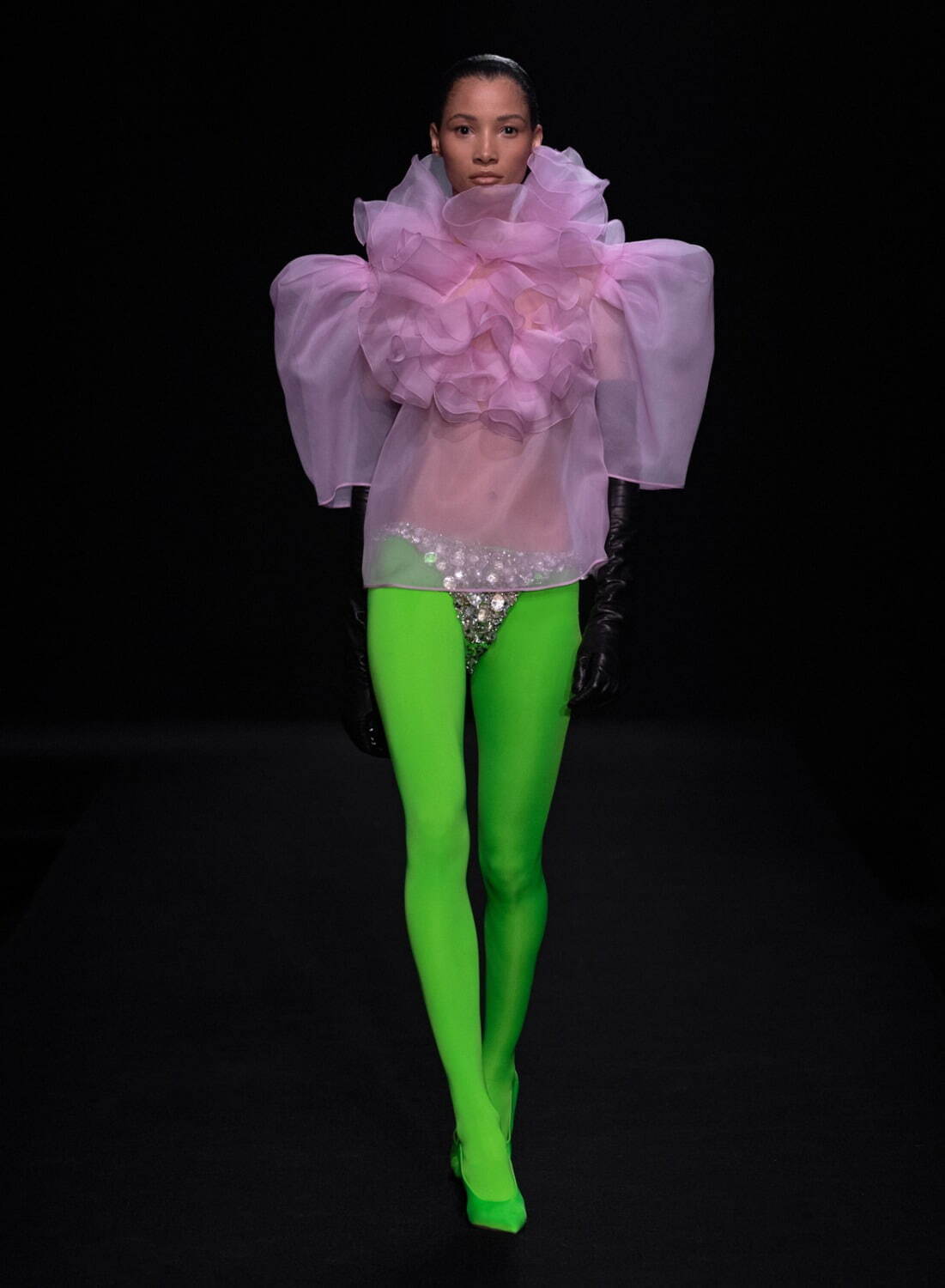 ヴァレンティノ オートクチュール(VALENTINO Haute Couture ) 2023年春夏ウィメンズ&メンズコレクション  - 写真15