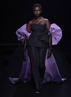 ヴァレンティノ オートクチュール(VALENTINO Haute Couture ) 2023年春夏ウィメンズ&メンズコレクション  - 写真46