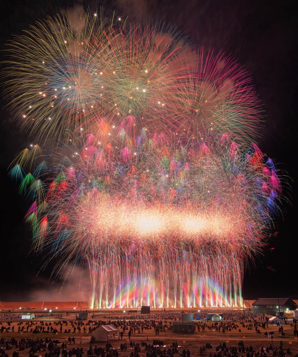 「三陸花火大会2023」岩手県陸前高田で開催、日本屈指の花火師集団が15,000発以上を打ち上げ｜写真1