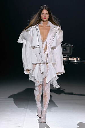 ミュグレー(MUGLER) 2023-24年秋冬ウィメンズ&メンズコレクション  - 写真24