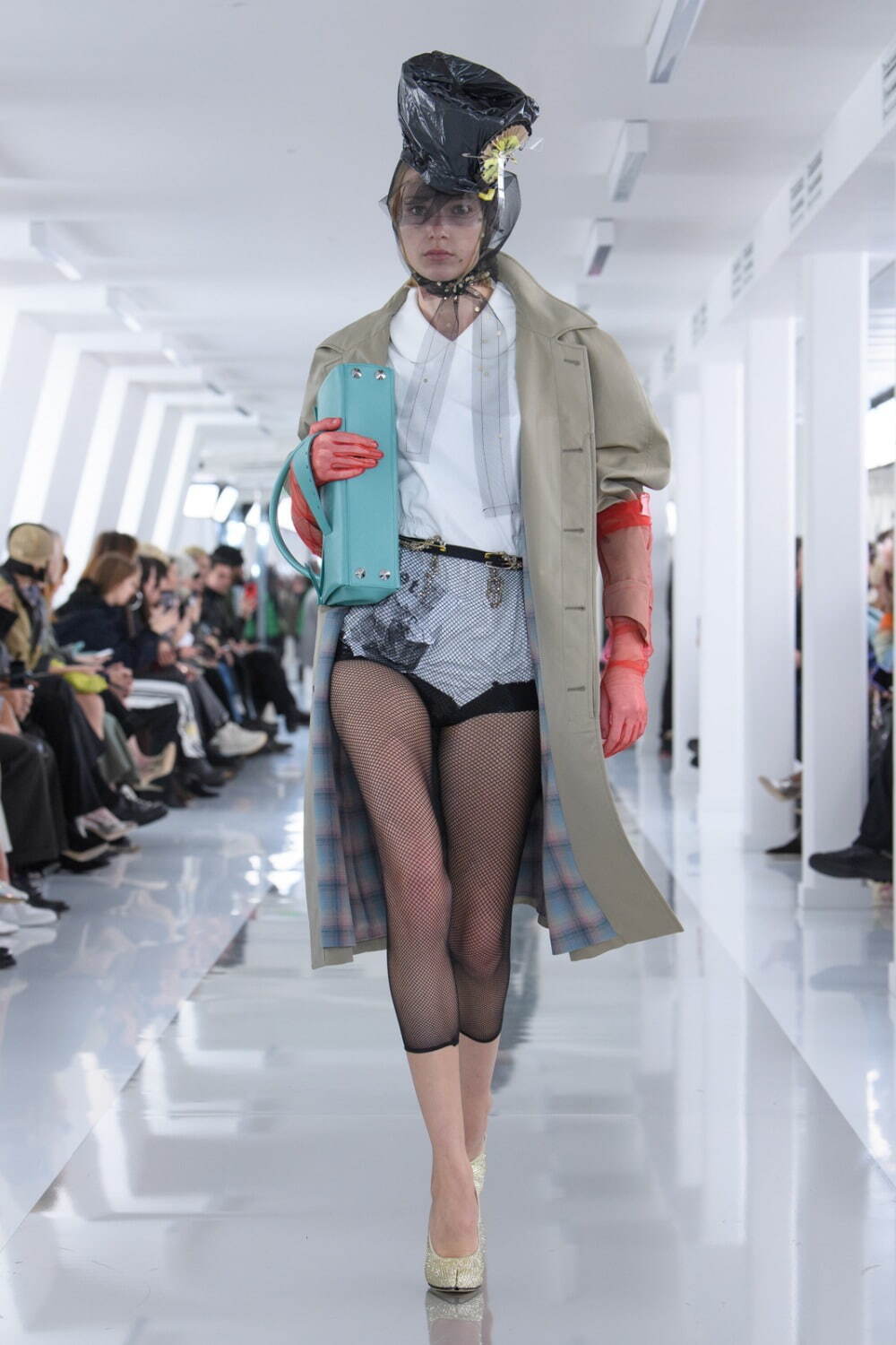 メゾン マルジェラ Co-Ed(Maison Margiela Co-Ed) 2023-24年秋冬ウィメンズ&メンズコレクション  - 写真23