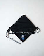 フミト ガンリュウ×ラミダス初コラボ、収納ポケットを配した“着るバッグ”ベスト＆ショルダーバッグなど｜写真6