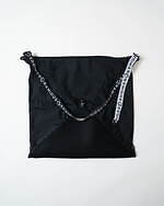 フミト ガンリュウ×ラミダス初コラボ、収納ポケットを配した“着るバッグ”ベスト＆ショルダーバッグなど｜写真5