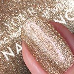 ネイルズ インク23年春ネイル、“ゴールドグリッター煌めく”スパークルゴールド＆ルビーレッドなど｜写真4