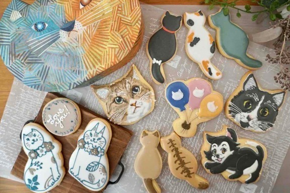 ニュウマン横浜に猫グッズが集結、ねこ型クッキーやコップに猫を絵付け